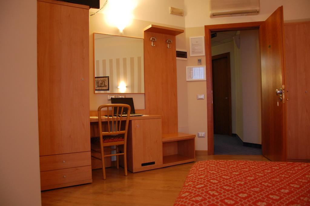 Hotel Belie San Martino di Lupari Habitación foto