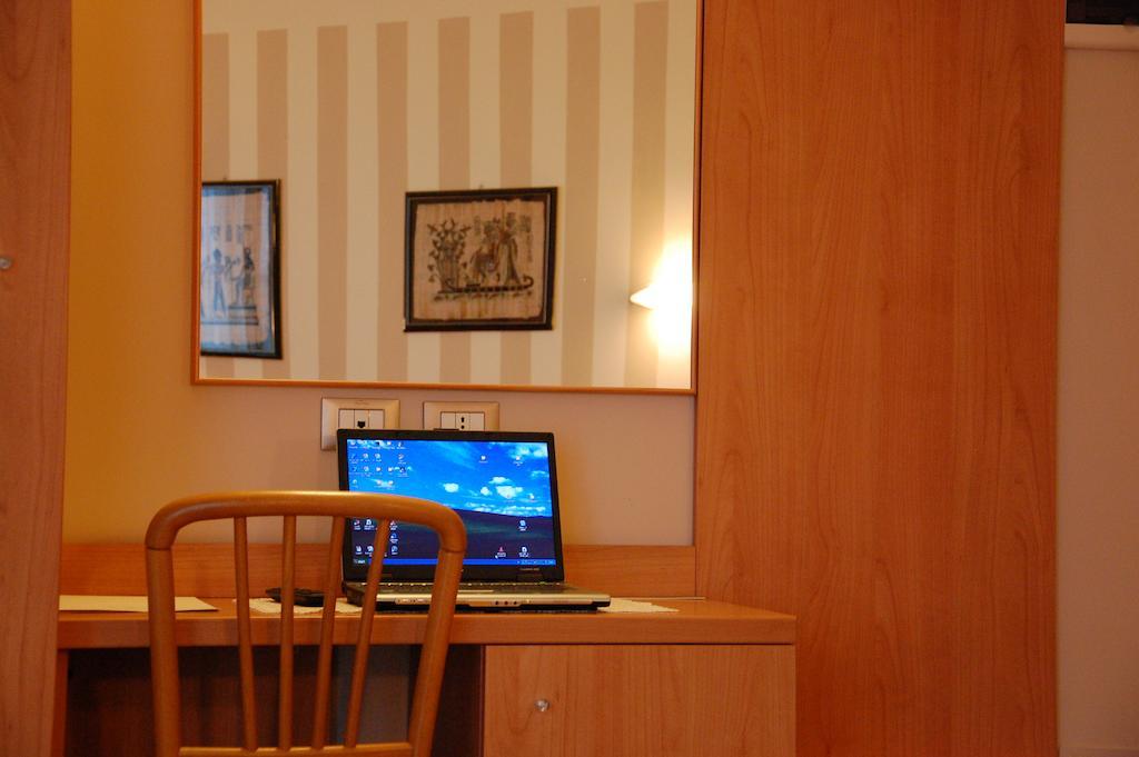 Hotel Belie San Martino di Lupari Habitación foto